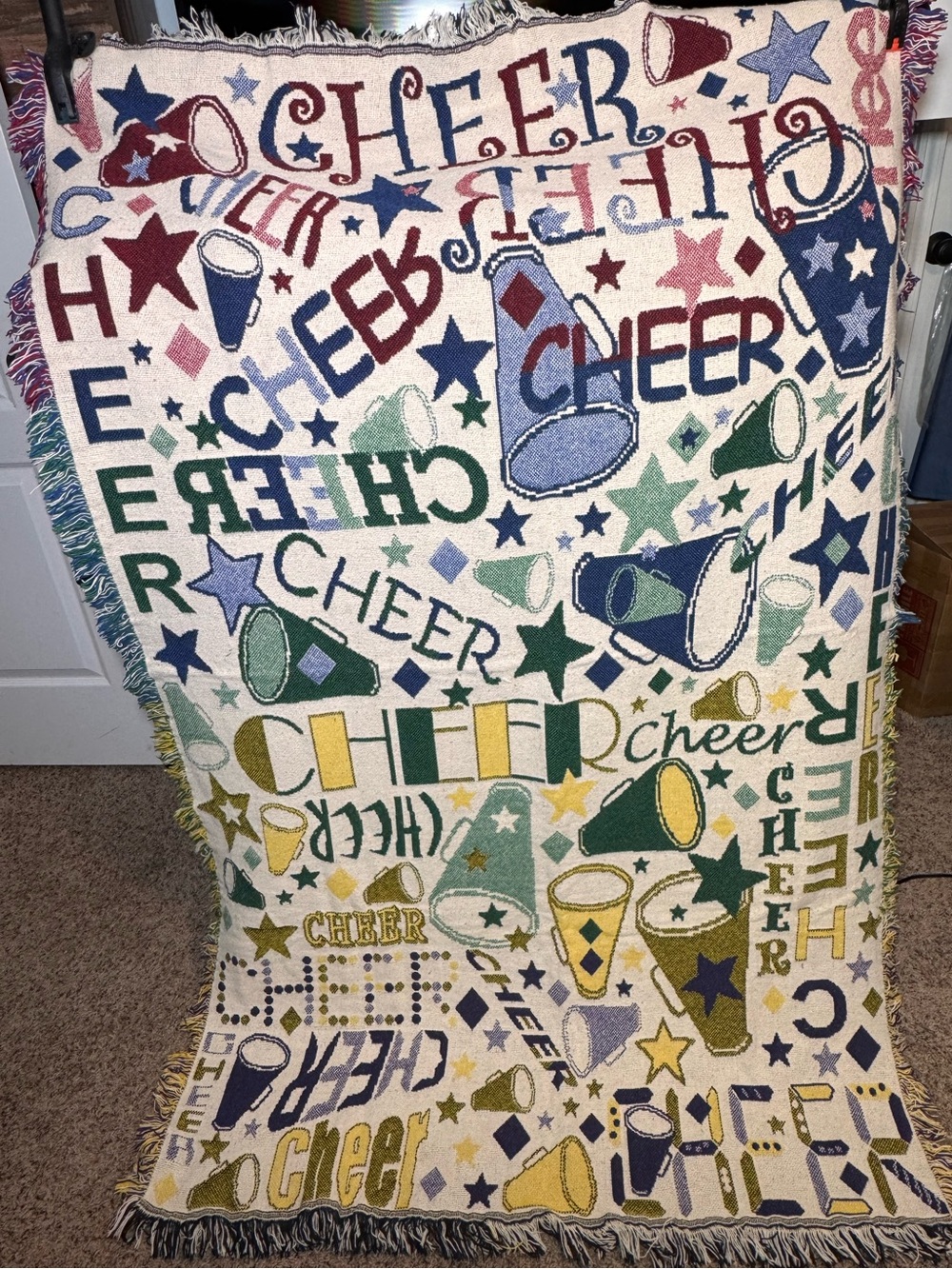 Cheer Pattern Decorative woven Throw Blanket - Multicolor